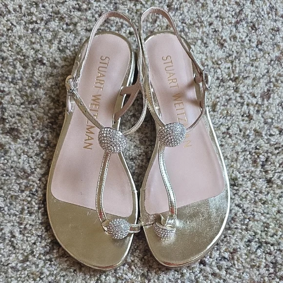 Stuart Weitzman Gold Thong Sandals with Metallic Finish - Picture 2 of 13